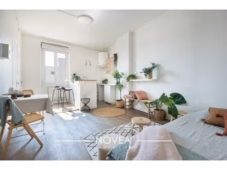 studio lumineux de 25m2 avec jardin partagé