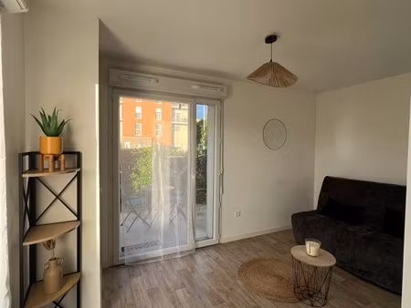 studio meublé 18 m² lumineux + parking – proche fac & hôpital poitiers