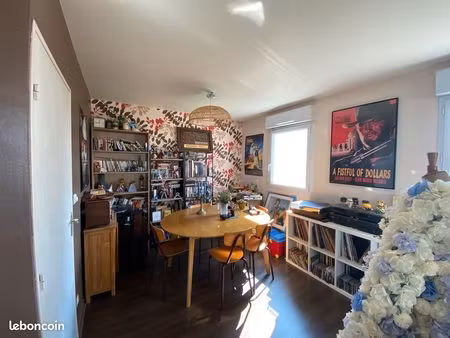 t4 de91m²+garage-box+1place parki g extérieur