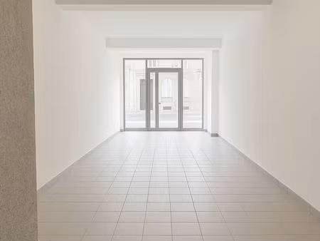 local commercial – hyper centre épernay – 70 m² + grande cave en sous-sol