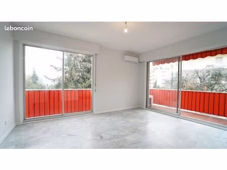 appartement 3 pièces 52 m²