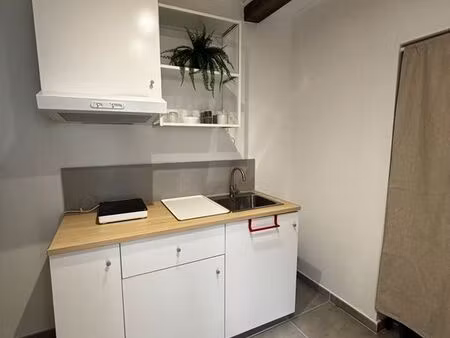 charmant appartement meublé rénové – proche arènes de nîmes