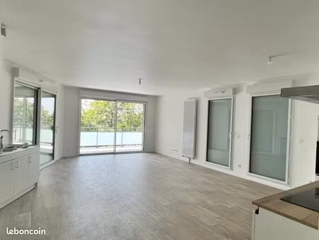 appartement 4 pièces 93 m²