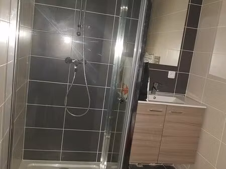 particulier loue agréable studio a laxou