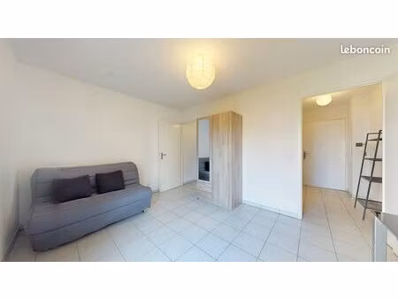 studio 1 pièce 23 m²