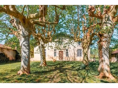 dans les landes  à 20 min de mont-de-marsan  une vaste maison capcazalière de la chalosse 
