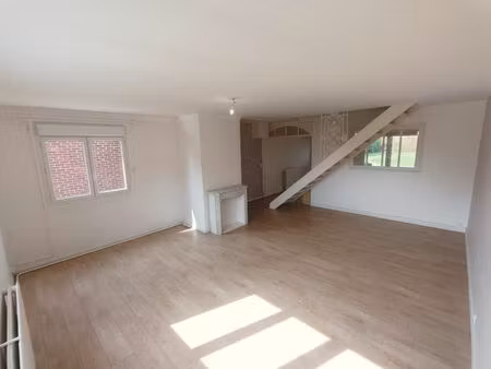 location maison 4 pièces 95 m² à amiens (80000)