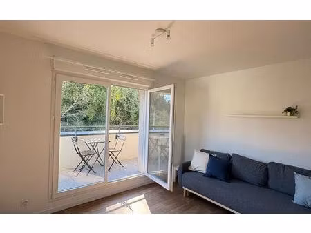 location appartement  m² t-1 à brest  580 €