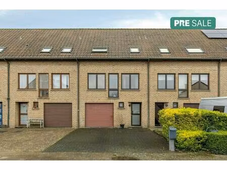uniek split-level huis te koop in merksem