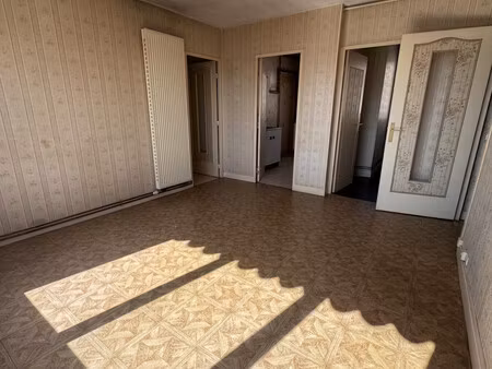 proche ecole de commerce