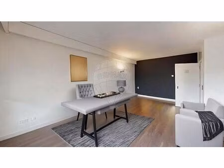 local commercial à vendre