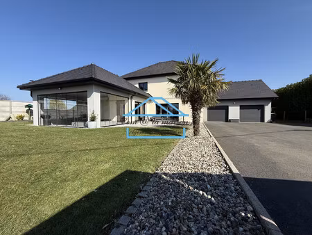 nouveauté contemporaine - 7 pièces 205m²