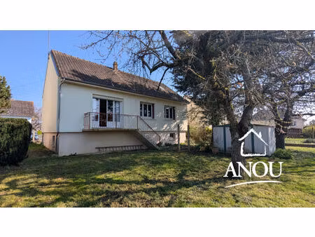 pavillon 4 chambres avec jardin et commodités à pied