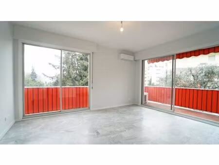 a louer nice - cimiez - cap de croix - 3 pieces