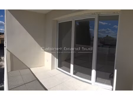 location appartement 3 pièces de 60m2 avec terrasse à perols