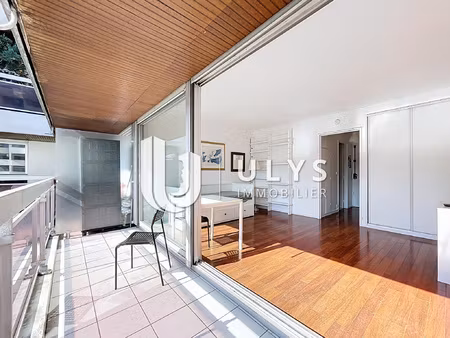 porte de versailles - studio 25 m2 avec balcon 6 m2