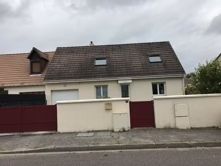 a louer à val de reuil quartier résidentiel