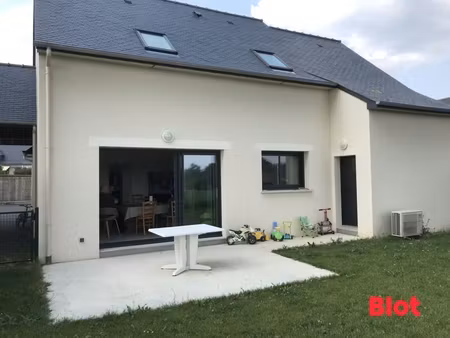 a louer - maison t5 d'environ 99.54 m² à broons sur vilaine
