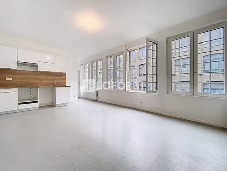 location appartement 2 pièces à elbeuf (76500) : à louer 2 pièces / 41m² elbeuf
