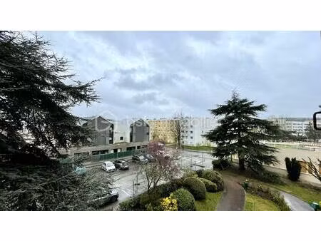 appartement de 92 m² à saint-cyr-l'ecole