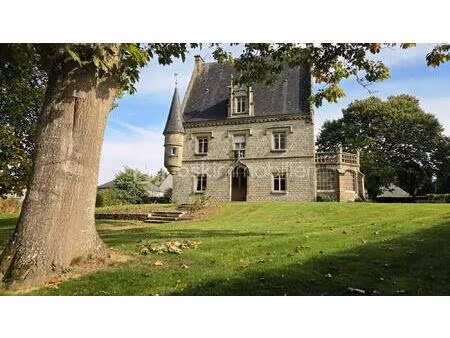 maison de 353 m² à fougeres