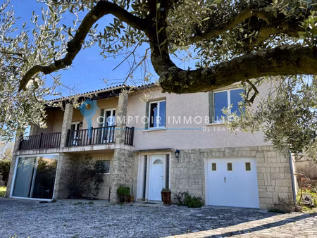 maison 8pièce(s) 6chambre(s) 148 m² uzès (30700)