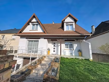 maison 6 pièces - 160 m²