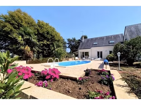 maison 5 pièces - 184 m²