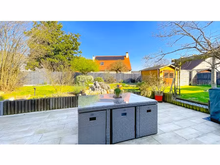 vente maison à changé (72560) : à vendre / 142m² changé