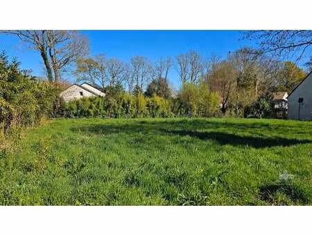 vente terrain à la chapelle-sur-erdre (44240) : à vendre / 854m² la chapelle-sur-erdre