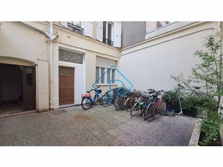 2 pièces / 29.67 m2 / 250.000 ?