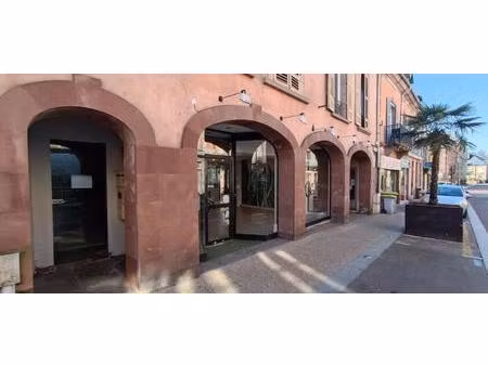 local commercial 212m2