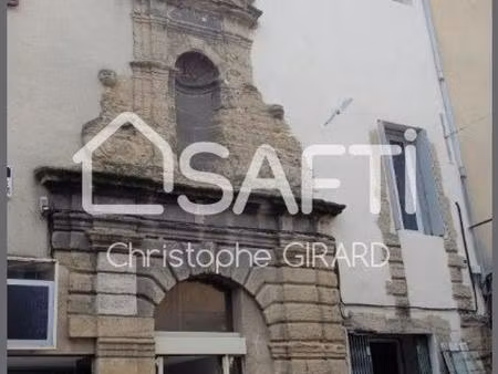 local commercial neuf de 65 m²- rue piétonne