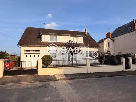 maison à proximité du centre ville et de toutes les écoles