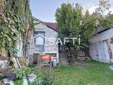 située dans la charmante ville de champigny (89340)