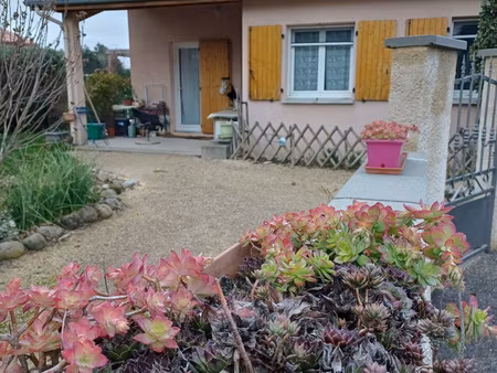 maison contemporaine de plain-pied dans lotissement