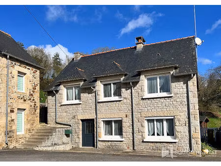 maison 3 chambre jardin et garage jugon les lacs