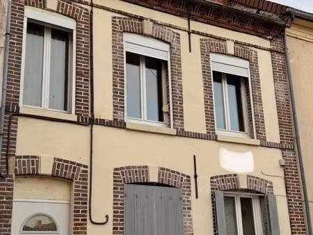 maison divisee en 2 logements avec jardin et potentiel a trainel