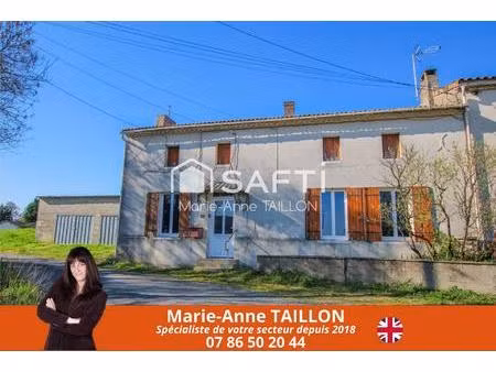 maison à réinventer avec trois garages sur un terrain de 6 498 m2