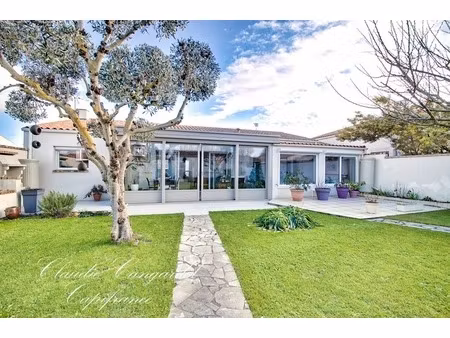 maison à vendre de plain pied  153m² habitable  6 pièces  proche commerces à nieul sur mer