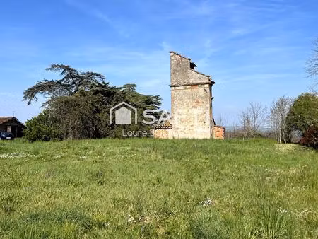 terrain à bâtir 1568 m² avec pigeonnier – vacquiers