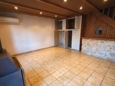 vente maison 3 pièces 96 m² à montguyon (17270)  50 000 €