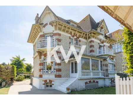 ouistreham : maison t8 (172 m²) en vente