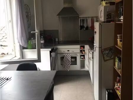 appartement t3 lumineux – secteur saint-michel proche métro  premier étage facile d’accès