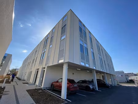 location bureau bruges 574 m²