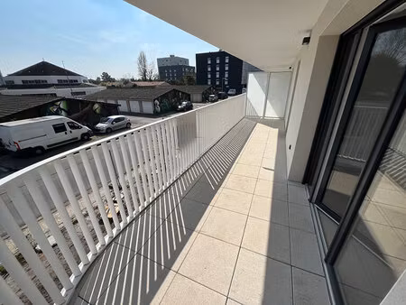 appartement 3 pièces 70 m² à louer floirac 33270 ? | era immobilier