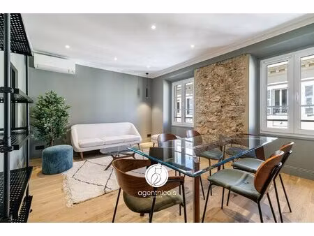 nice // carré d'or : 4 pièces / entièrement rénové / airbnb autorisé / usage commercial /.