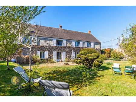 maison 14pièce(s) 7chambre(s) 350 m² montfort-l'amaury (78490)