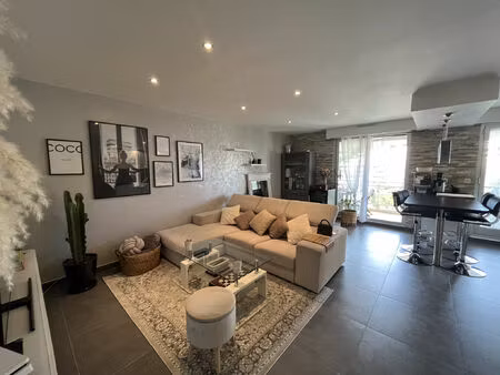 location appartement 2 pièces 48 m² à nice (06200)