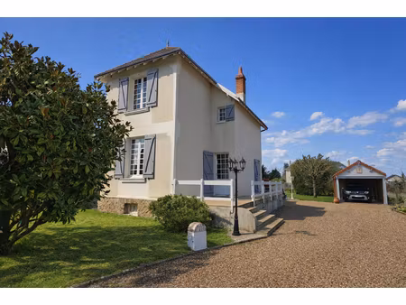 charmante maison sur chatellerault